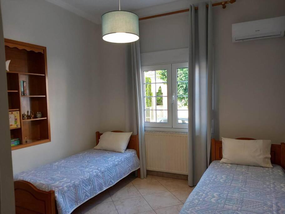 Aggeliki's Place Detached With Yard/parking