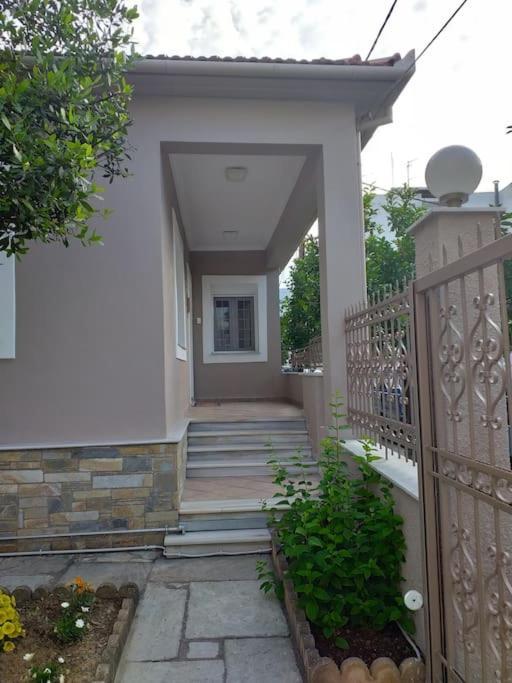 Aggeliki's Place Detached With Yard/parking * Volos